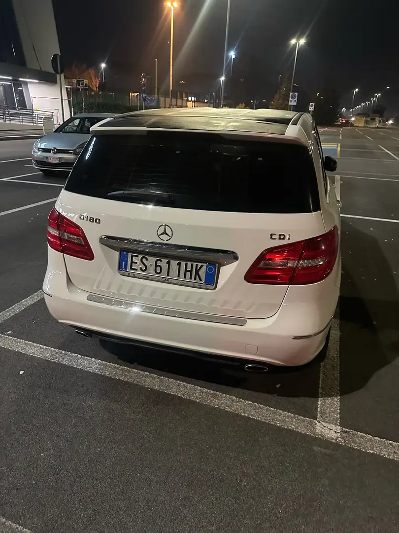 Mercedes-Benz B 180 premium - 2