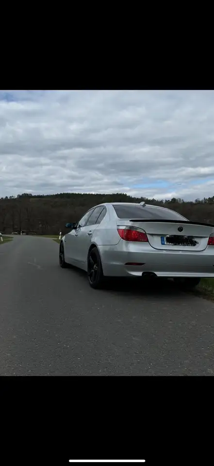 BMW 525
