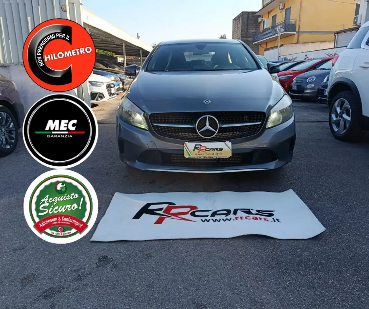 Mercedes-Benz A 180 Classe A - W176 d Premium my16 Gris - 1