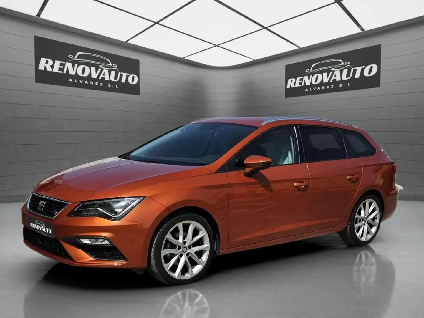 SEAT Leon 2.0TDI CR S&S FR Fast Edition DSG7 150 Oranj - 1
