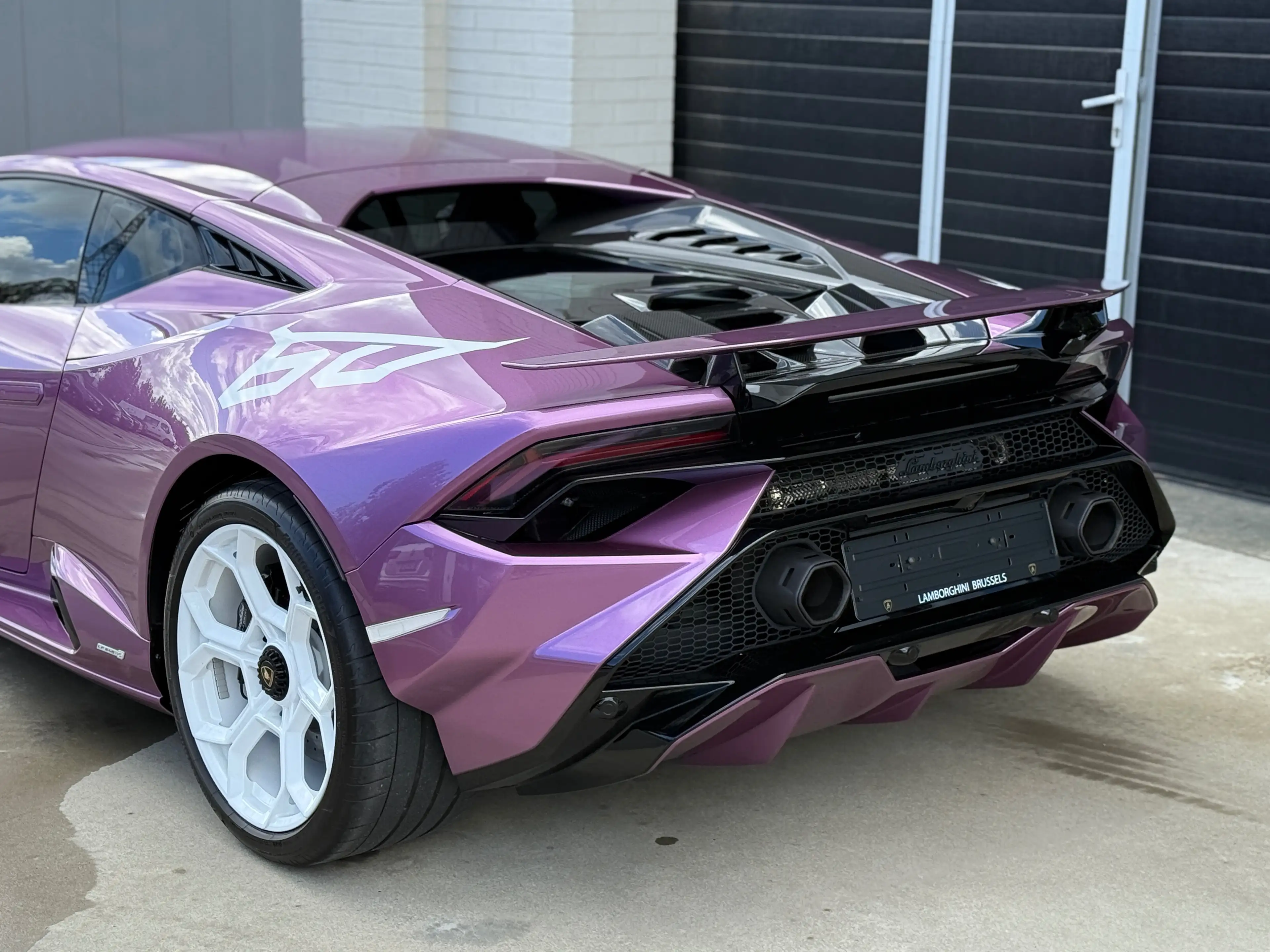 Lamborghini Huracán Tecnica 5.2 V10 640-2 " 60 Th Anniversary " — photo 15