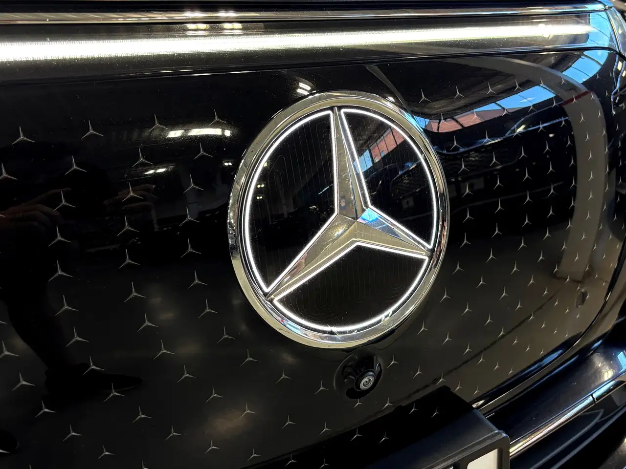 Mercedes-Benz EQS снимка Mercedes-Benz EQS