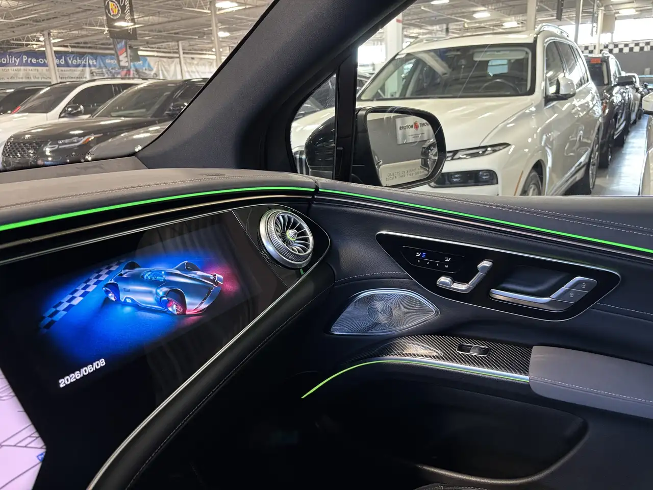 Mercedes-Benz EQS снимка Mercedes-Benz EQS