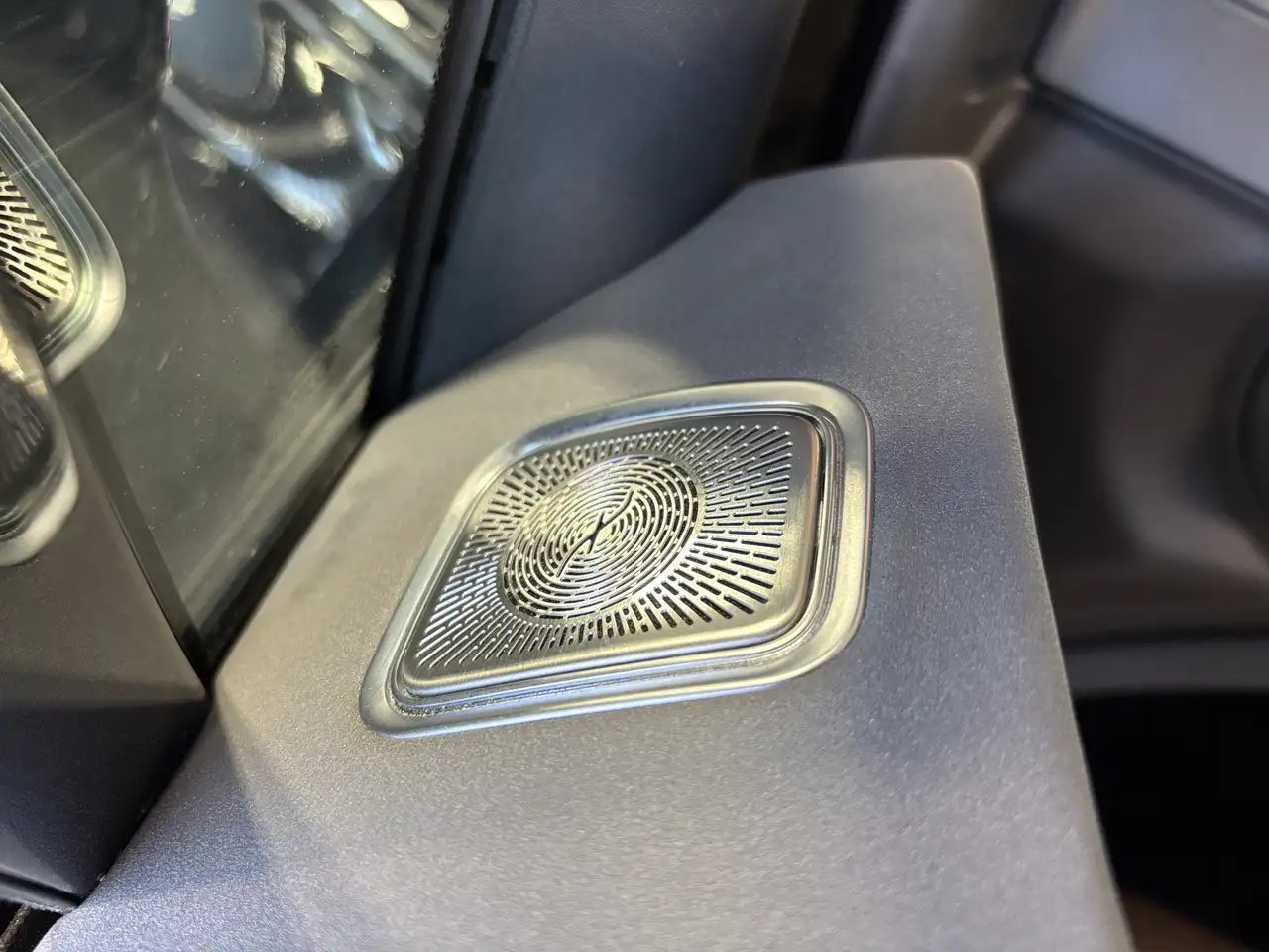 Mercedes-Benz EQS снимка Mercedes-Benz EQS