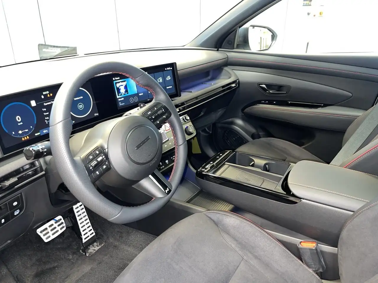 Hyundai TUCSON снимка Hyundai TUCSON