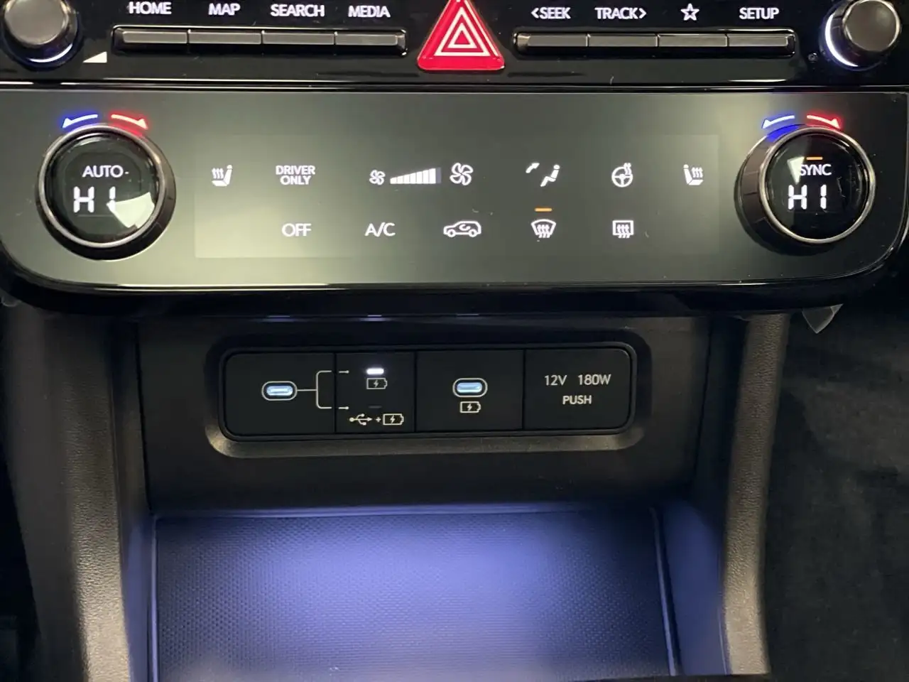 Hyundai TUCSON снимка Hyundai TUCSON