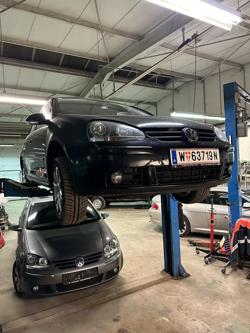 Volkswagen Golf Golf 5 Sportline 2,0 TDI DSG 6 Gang Schwarz - 1