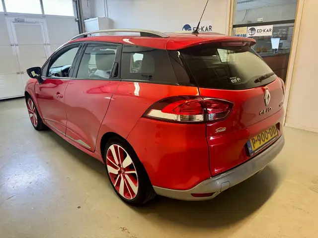 Renault Clio view 8