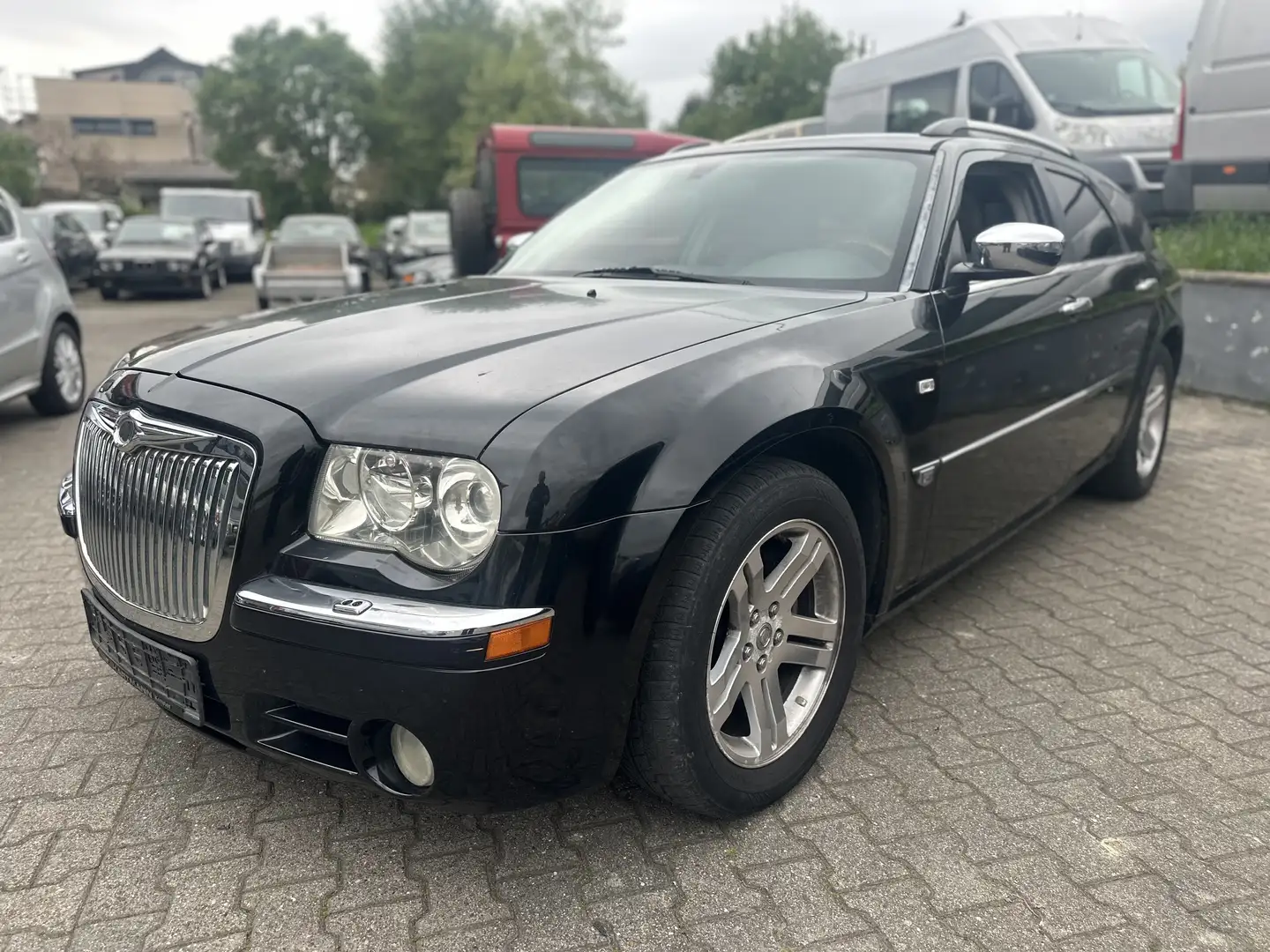 Chrysler 300C 3.0 CRD Černá - 1