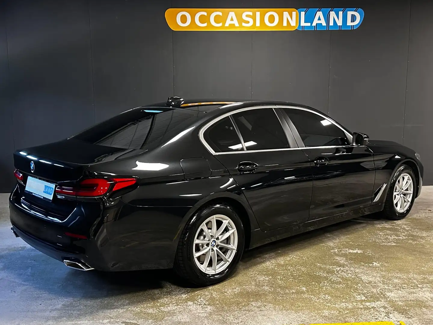 BMW 530 5-serie 530e Executive|FACELIFT|CARPLAY|CAMERA|DAB Zwart - 2