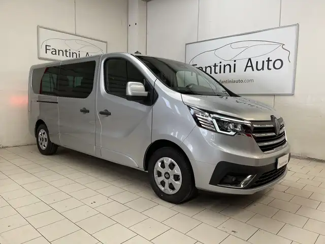 Renault Trafic PL Equilibre 9 posti 2.0 dCi c.man-LEGGI SOTTO