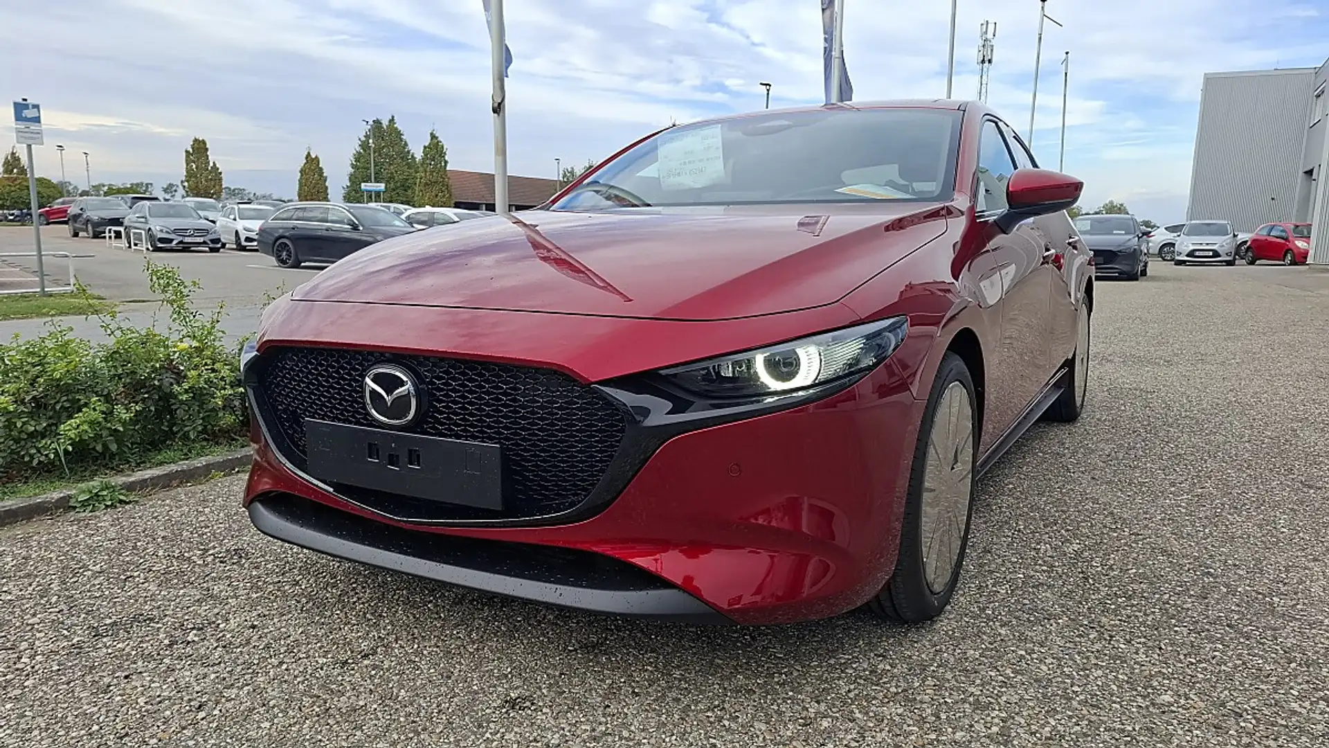 Mazda 3 Mazda3 / inkl. Alu-WR / e-Skyactiv-G140 Exclusi... Rot - 2