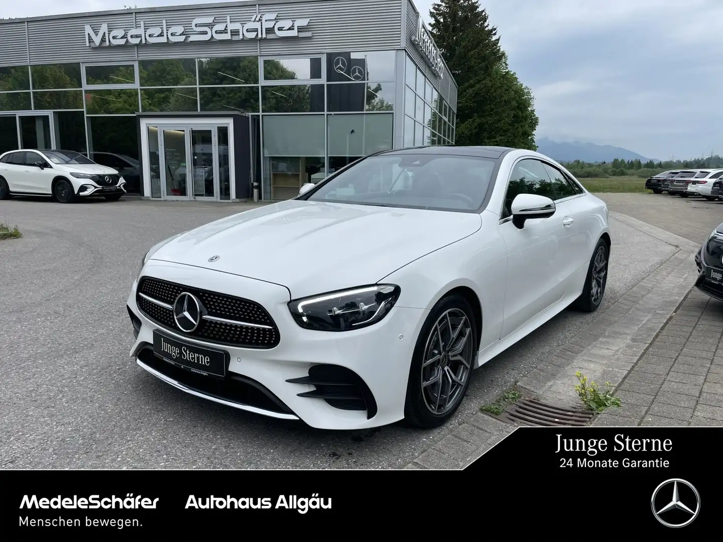 Mercedes-Benz E 220 E 220 d Coupé AMG 19" Pano LEDER Kamera Ambiente Bianco - 1