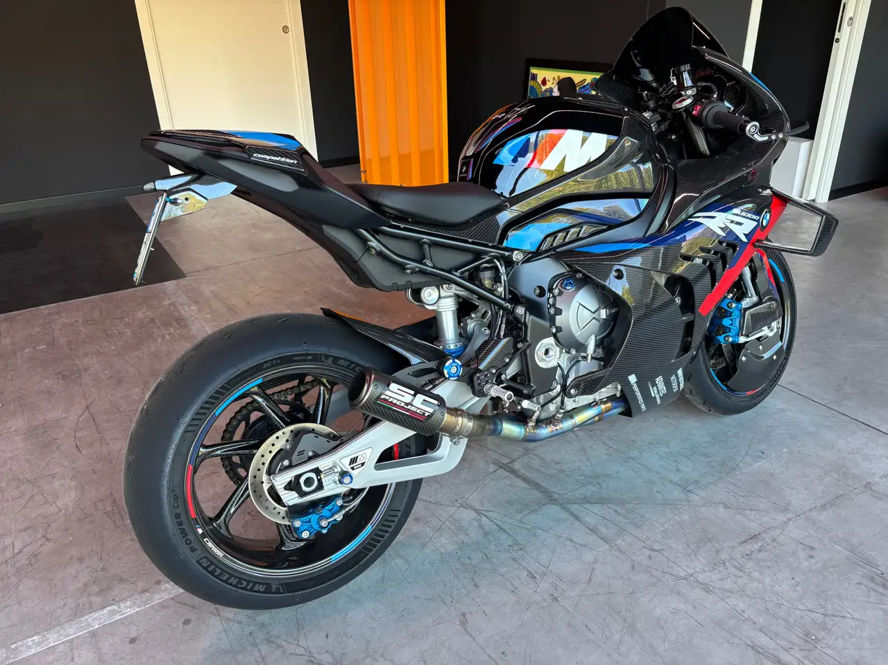 BMW M 1000 RR