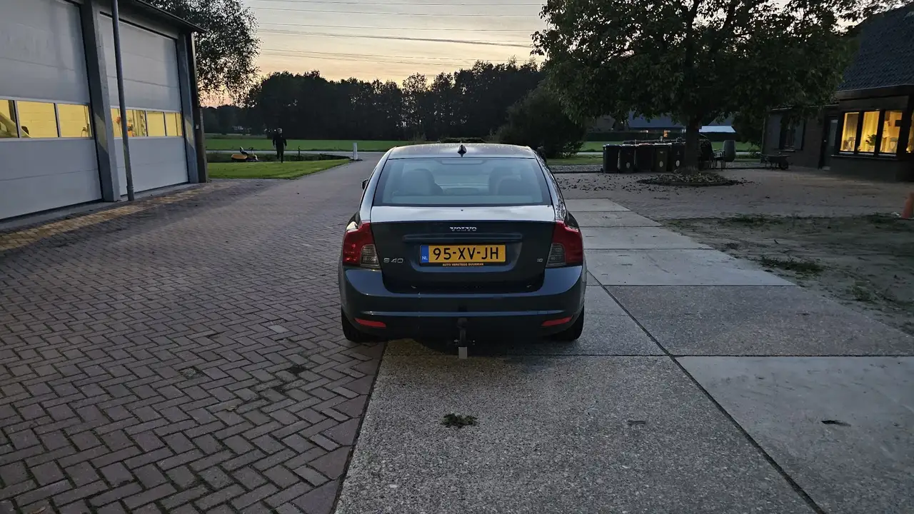 Volvo S40