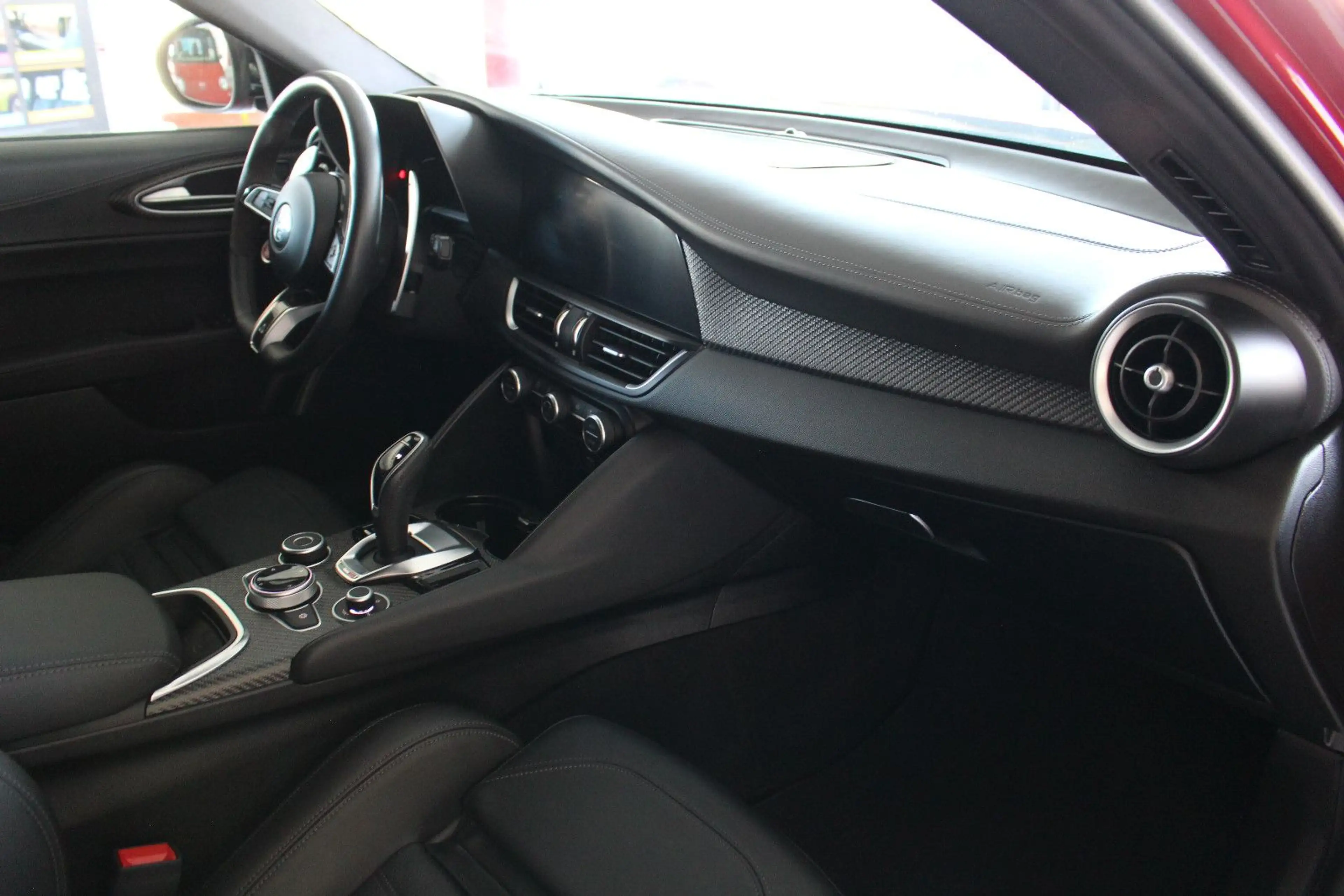 Alfa Romeo Giulia Quadrifoglio Garantie 05-2028 — photo 12
