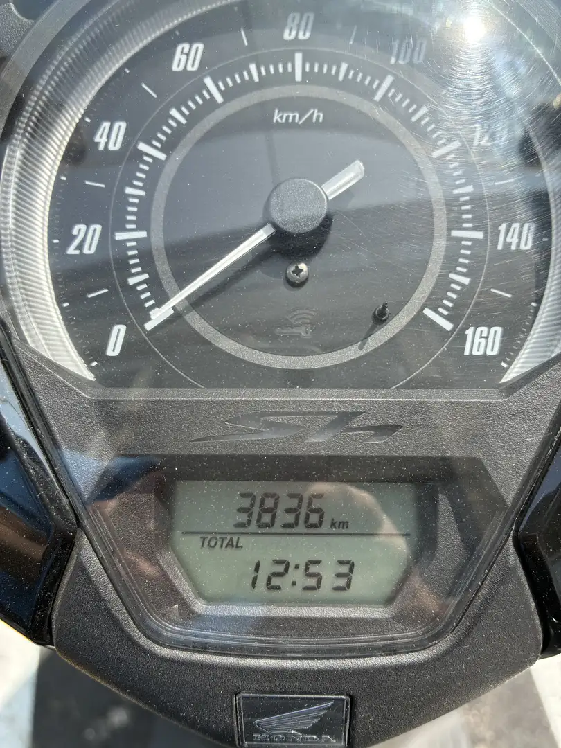 Honda SH 150i - 1