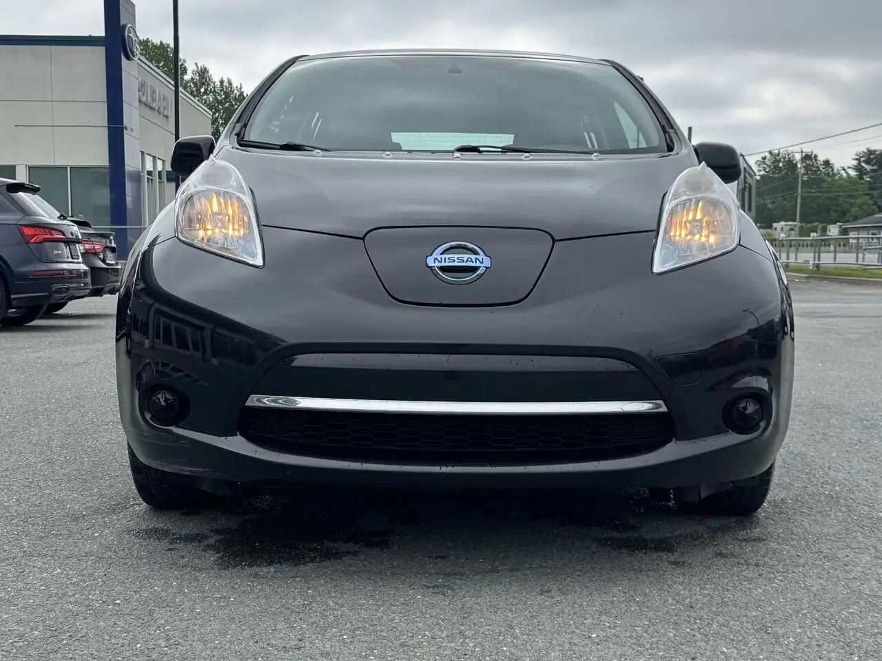Nissan Leaf снимка Nissan Leaf