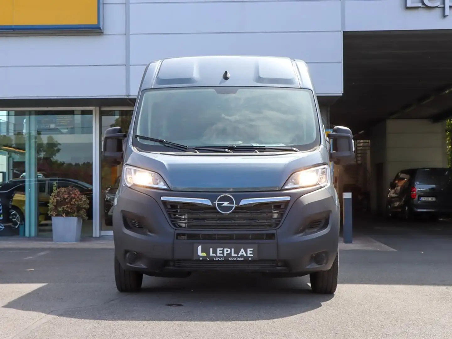 Opel Movano L2H2 DUBBELE CABINE 2.2D 140PK MT6|BTW-WAGEN Grijs - 2