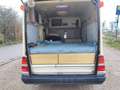 Mercedes-Benz 250 TD 250 W 124 original Krankenwagen mit Ausbau Beige - thumbnail 10