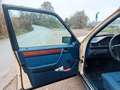 Mercedes-Benz 250 TD 250 W 124 original Krankenwagen mit Ausbau Beige - thumbnail 12