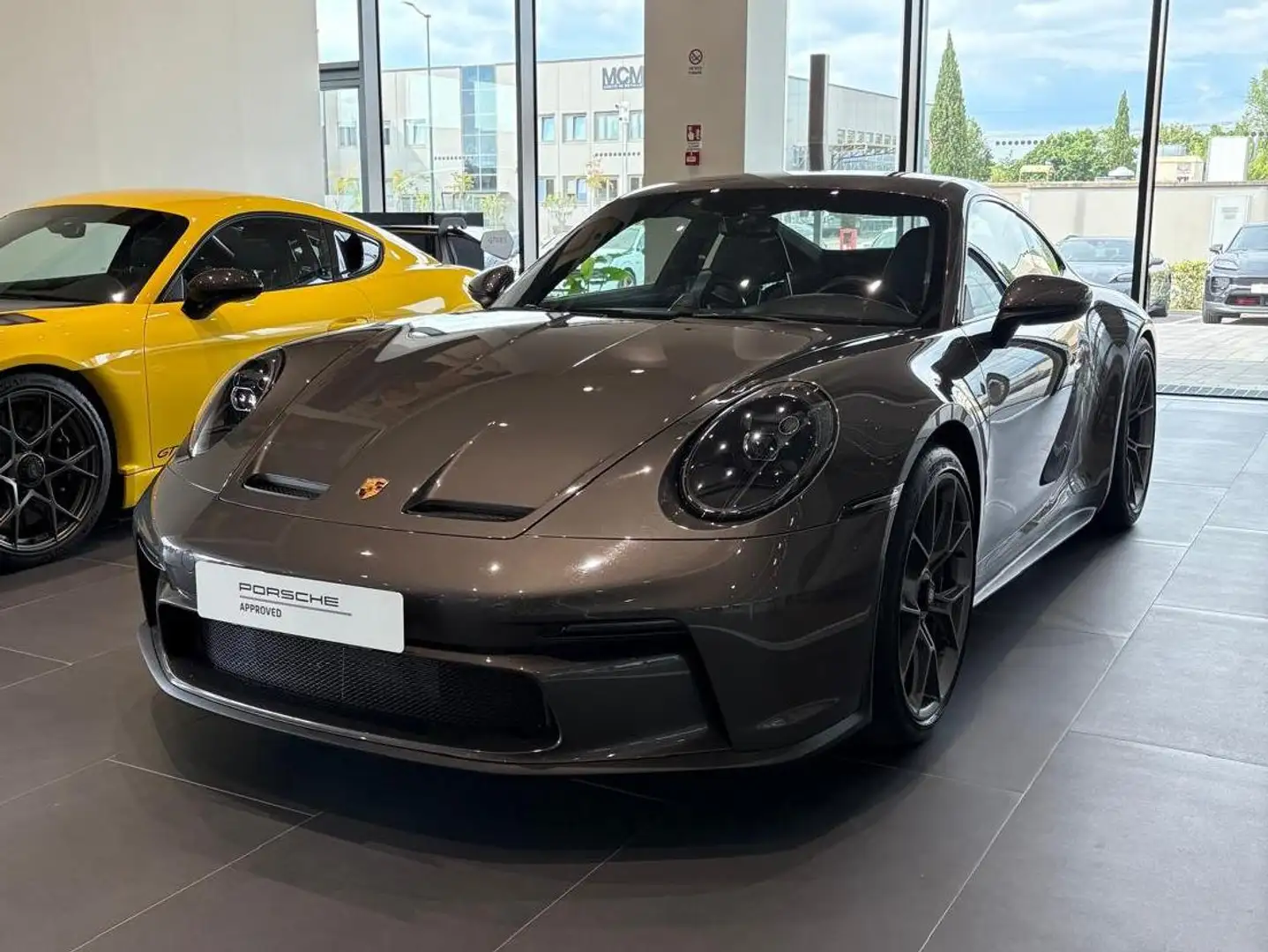 Porsche 992 911 Coupe 4.0 GT3 Touring Ufficiale porsche Šedá - 2