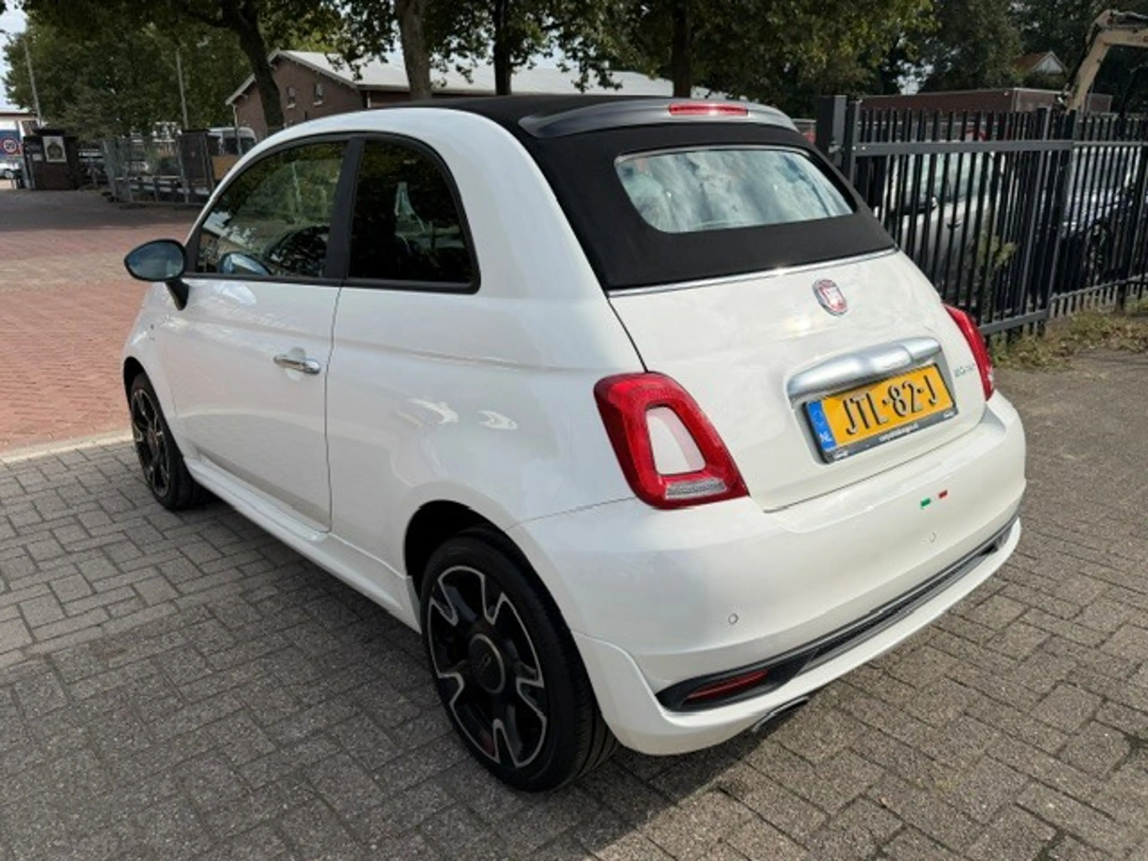 Fiat 500C 1.0 Hybrid Launch Ed. Clima Cruise PDC Stoelverwar — photo 12