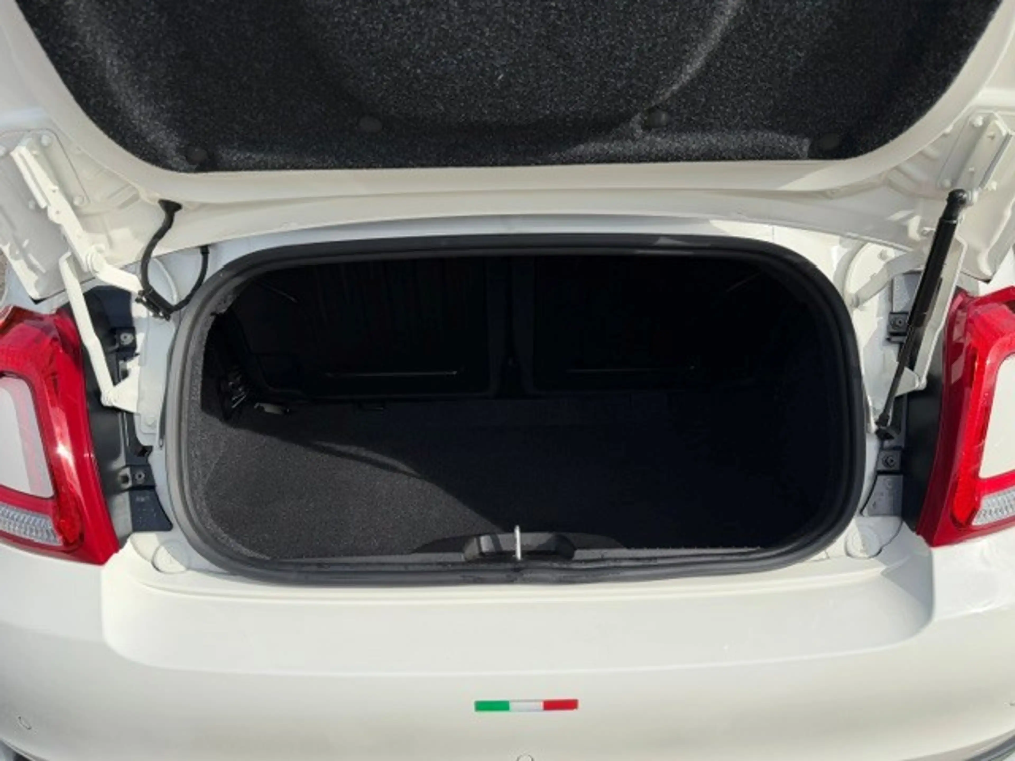 Fiat 500C 1.0 Hybrid Launch Ed. Clima Cruise PDC Stoelverwar — photo 15