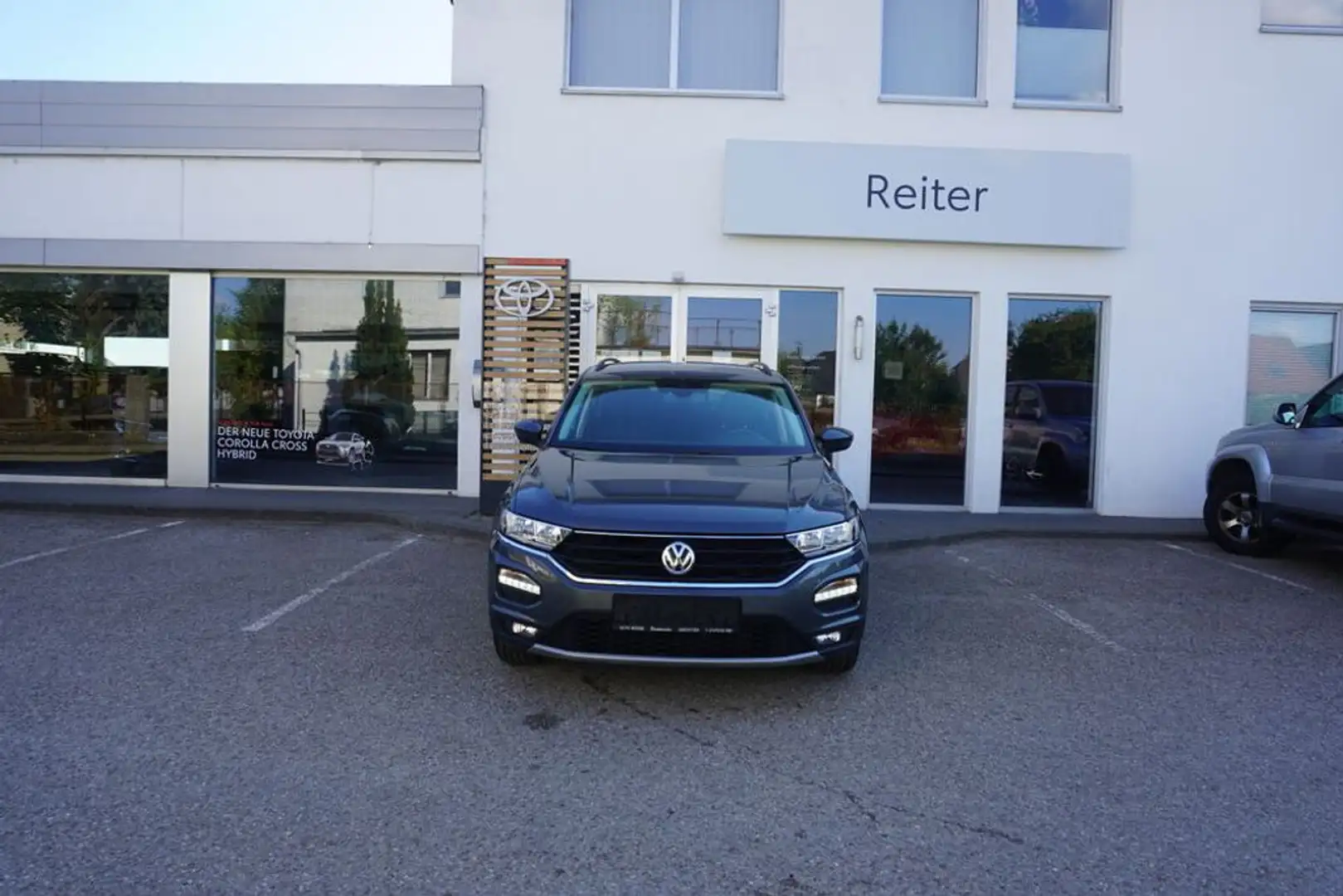 Volkswagen T-Roc 1,0 TSI Design Grau - 1