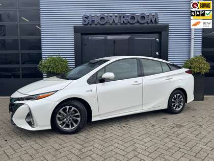 Toyota Prius 1.8 Plug-in Dynamic Automaat|Camera|Stoelverwarmin