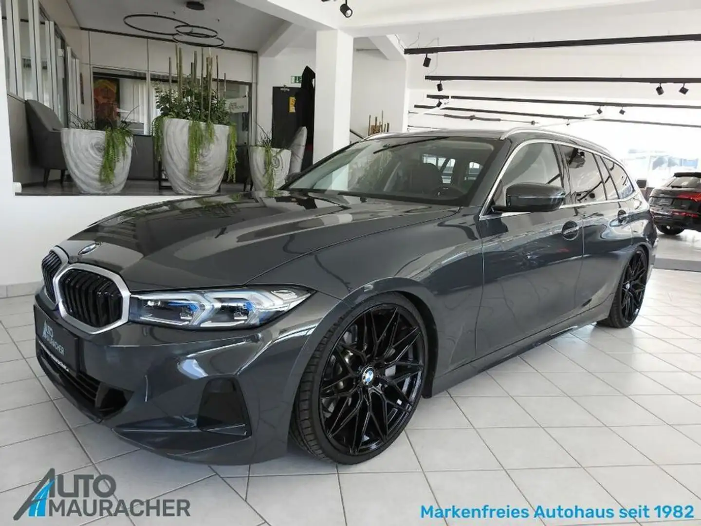 BMW 330 d Touring Sport xDrive Aut.*LASER*AHK*HUP* Grau - 1