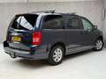 Chrysler Town & Country 3.8 V6 7 Pers / NAP / Leder / Camera Blau - thumbnail 2