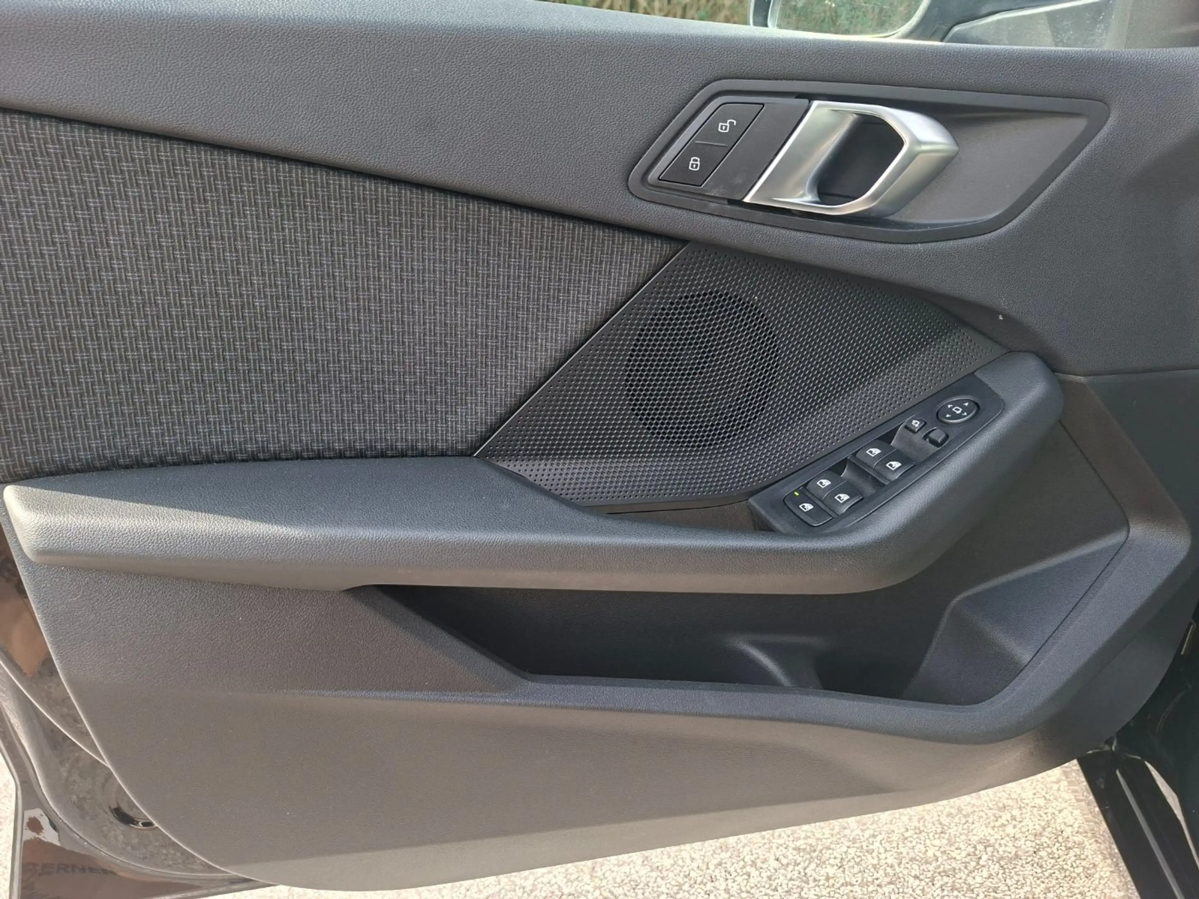BMW 116 d Advantage AUT LED Shz — photo 6
