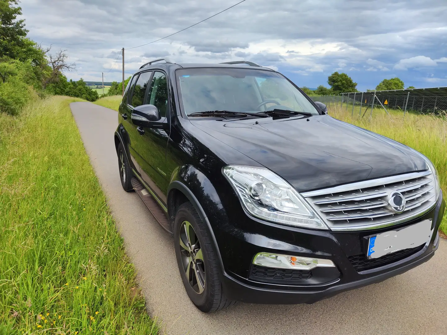 SsangYong Rexton Executive, W 2.2, Allrad, Automatik, AHK 3,5 t Noir - 1