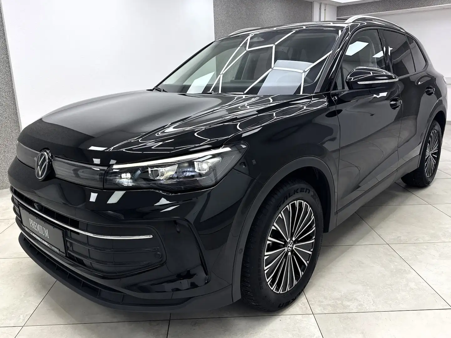 Volkswagen Tiguan 2.0 TDI DSG GOAL Design-Paket 360° AHK Navi Schwarz - 2