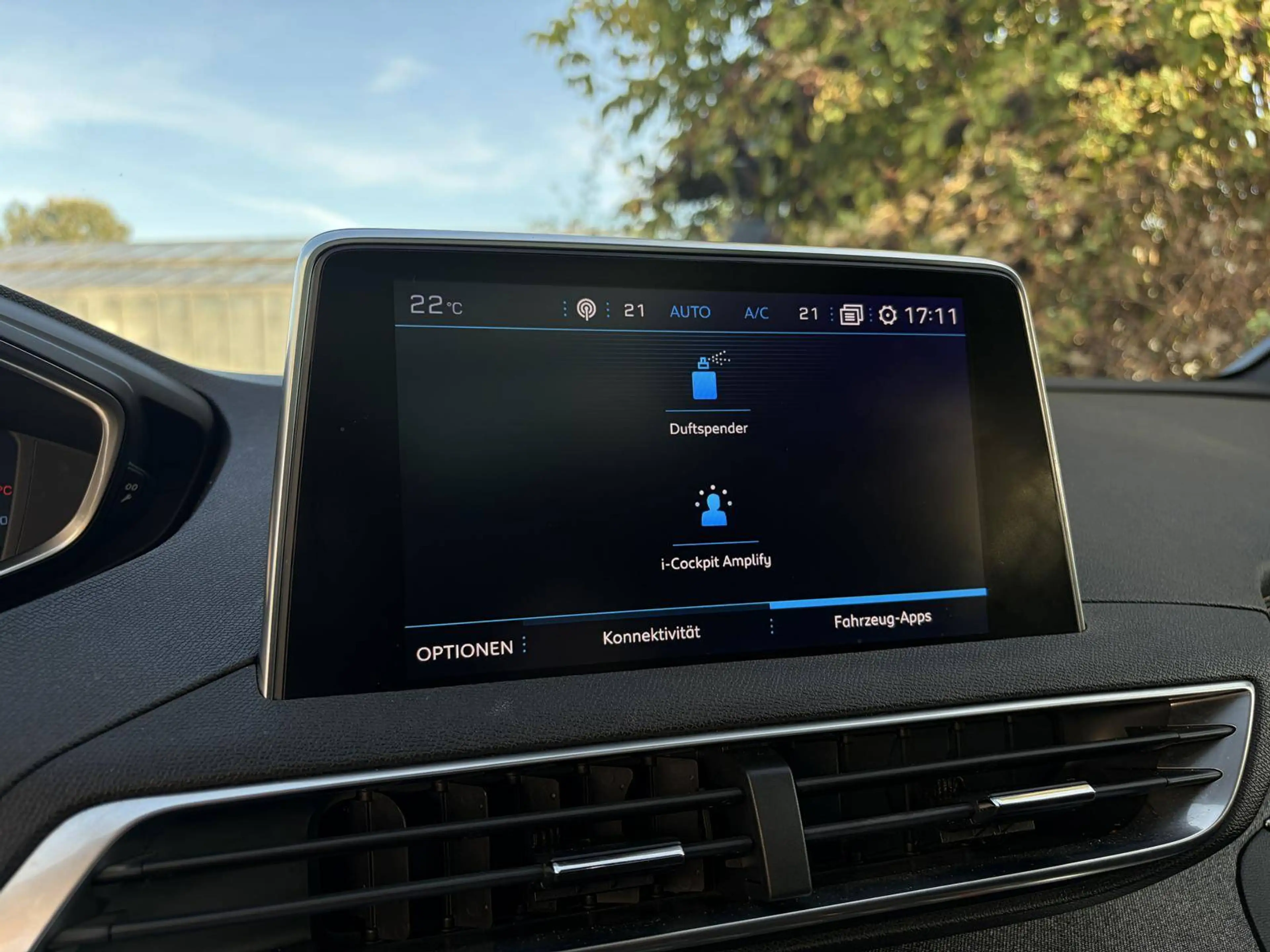 Peugeot 5008 GT-Line hdi Automatik Panorama LED Service NEU — photo 36