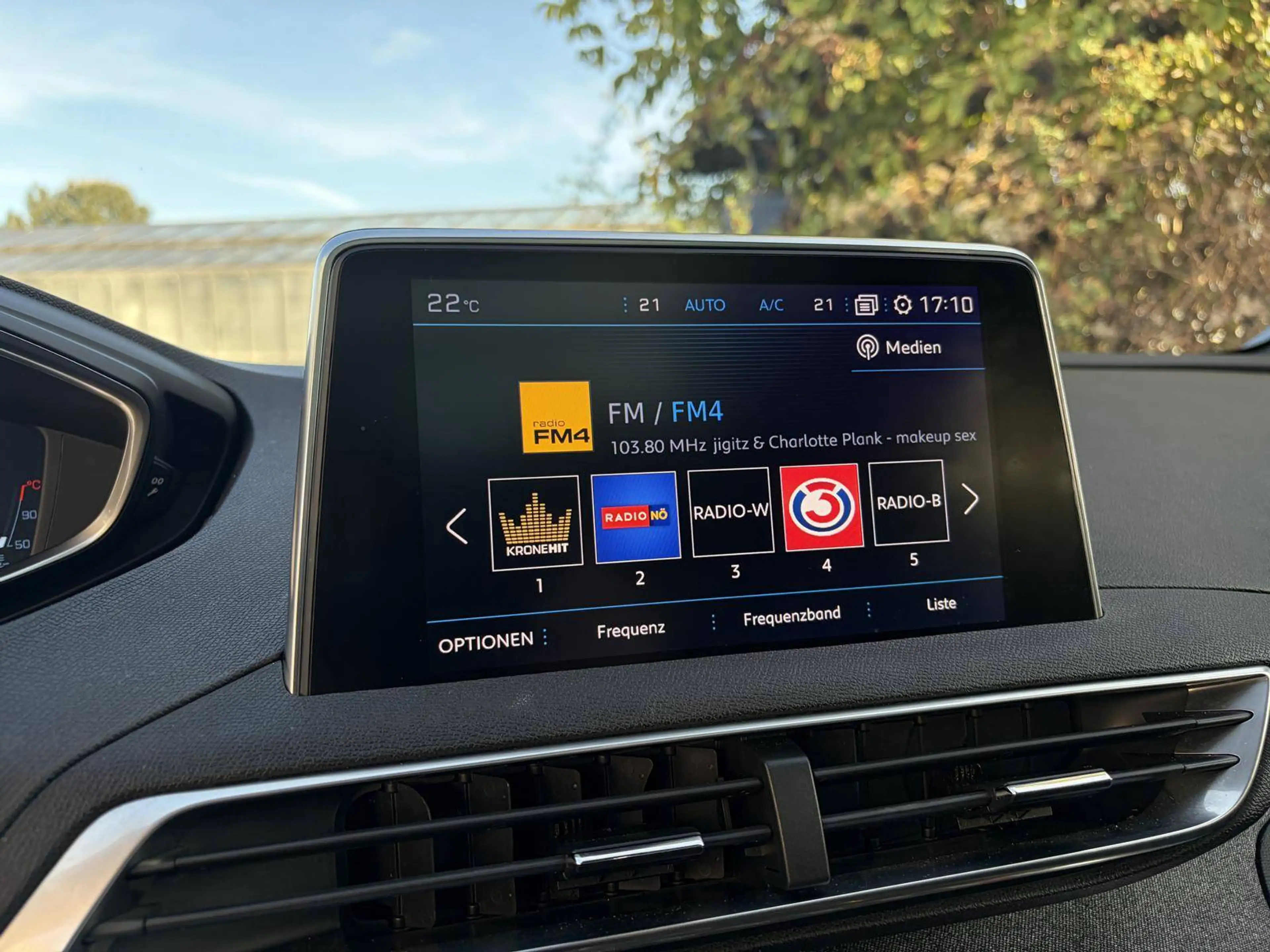 Peugeot 5008 GT-Line hdi Automatik Panorama LED Service NEU — photo 25