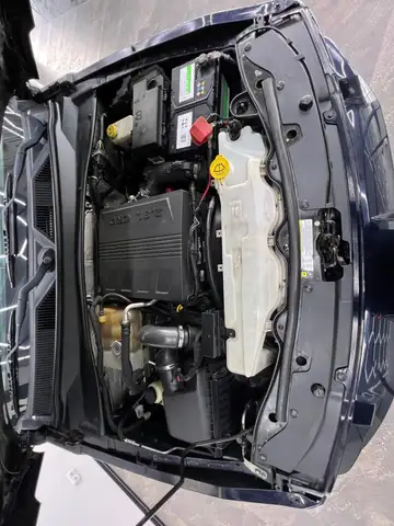Jeep Cherokee view 12