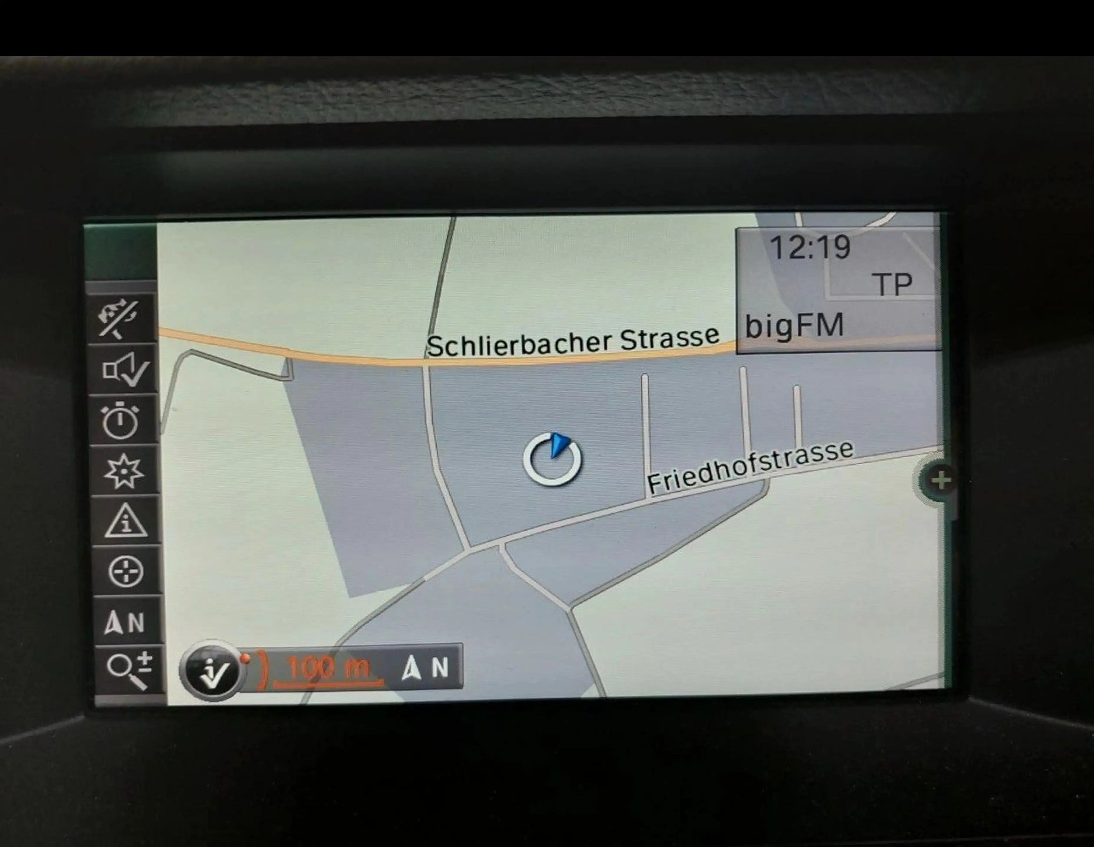 BMW 520 D 5 Touring*NAVIGATION*KLIMA*AUX-IN*MP3*DVD* — photo 6