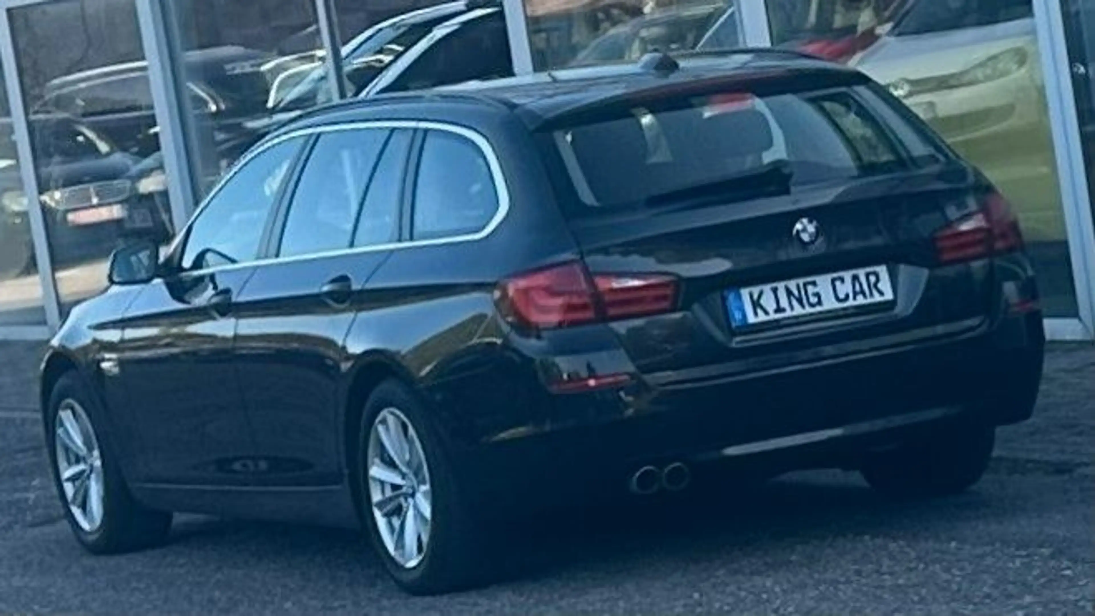 BMW 520 D 5 Touring*NAVIGATION*KLIMA*AUX-IN*MP3*DVD* — photo 3