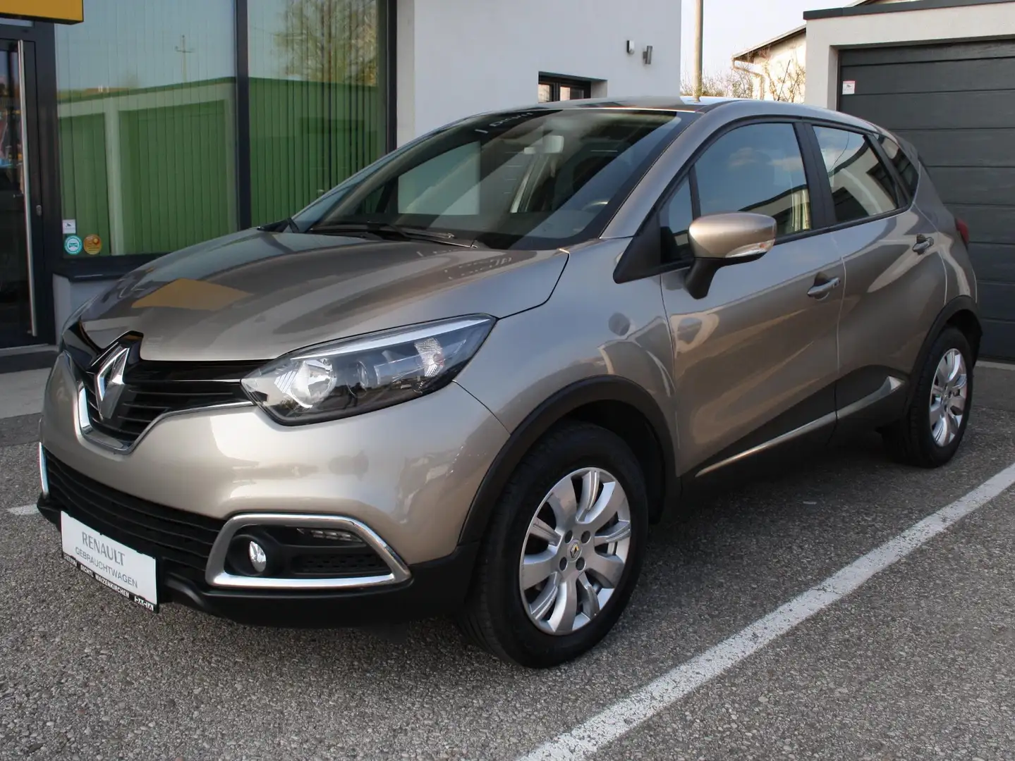 Renault Captur Captur Expression ENERGY TCe 90 Expression Beige - 2