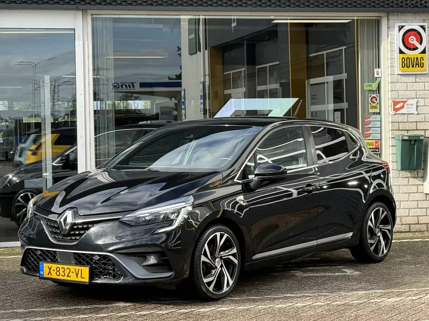 Renault Clio 1.6 E-Tech Hybrid 140 R.S. Line | Navigatie | All- Noir - 2