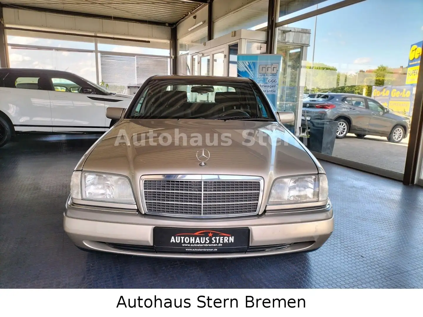 Mercedes-Benz C 180 ELEGANCE*Schiebedach*AHK*Servolenkung Beige - 2