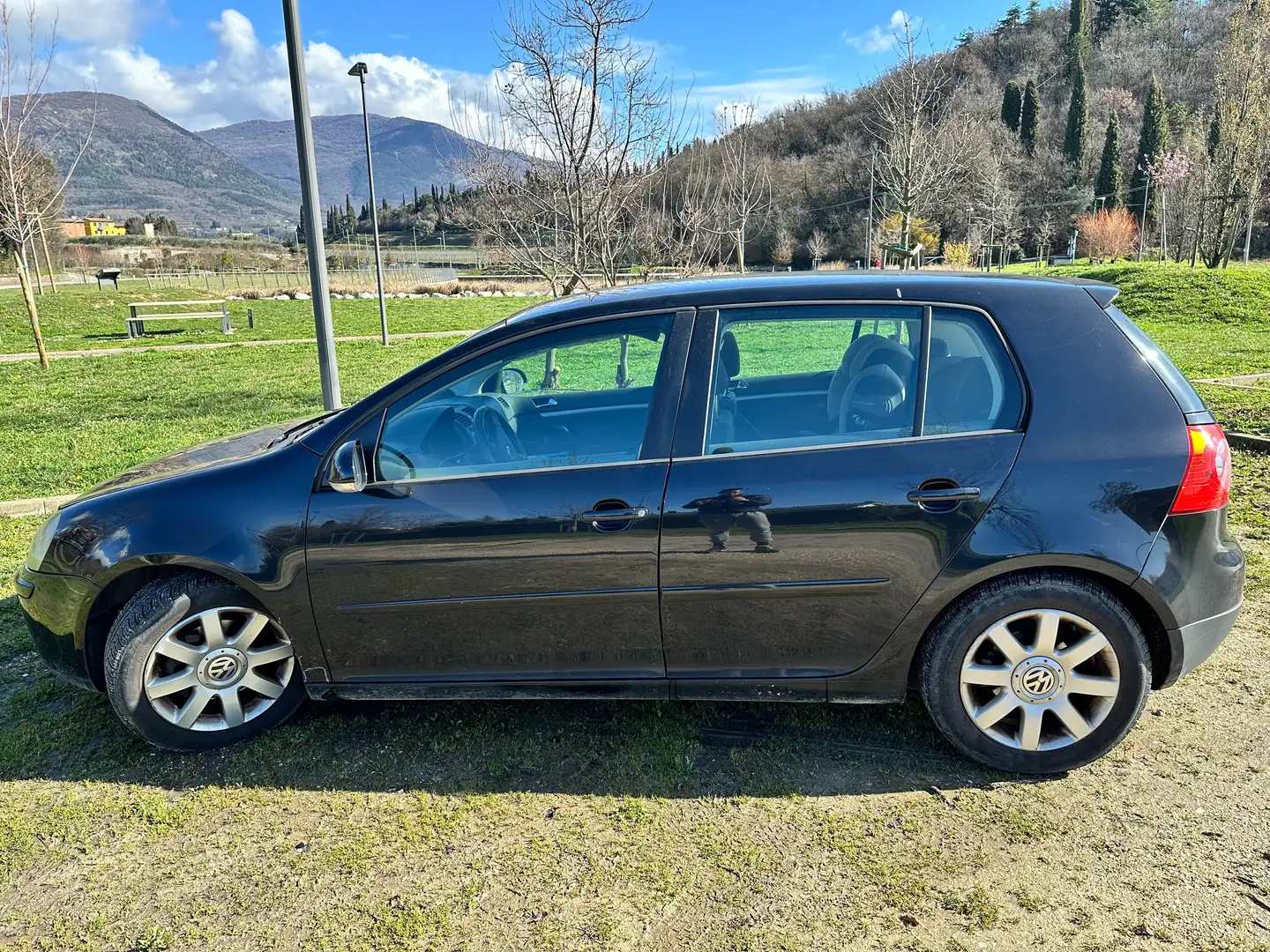 Volkswagen Golf Golf V 2003 5p 1.6 fsi Comfortline Nero - 1