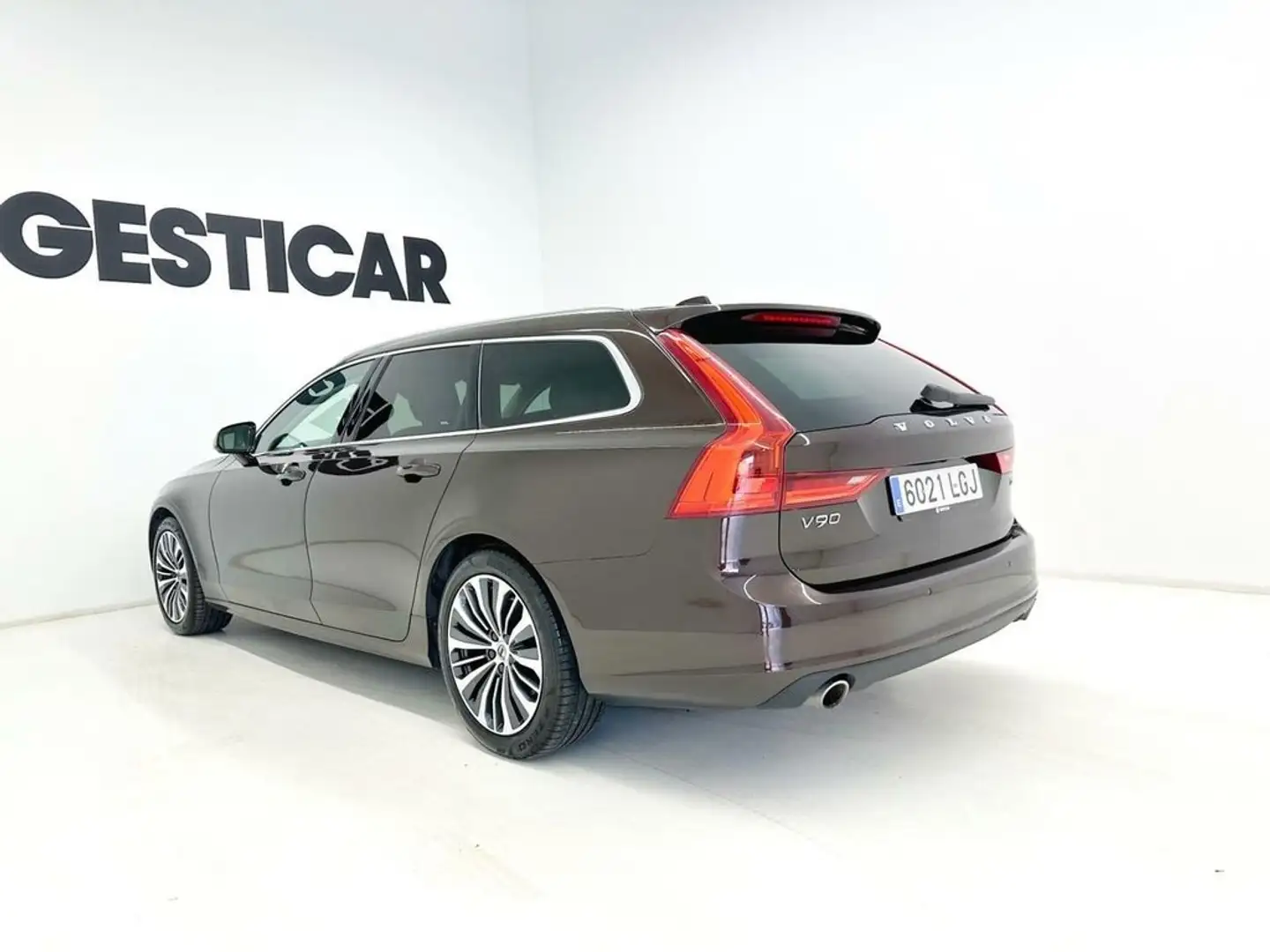 Volvo V90 2.0 T4 Business Plus Auto 190cv Brun - 2