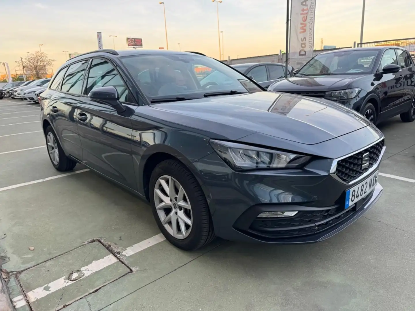 SEAT Leon ST 2.0TDI CR S&S Style XS DSG-7 150 Gris - 1