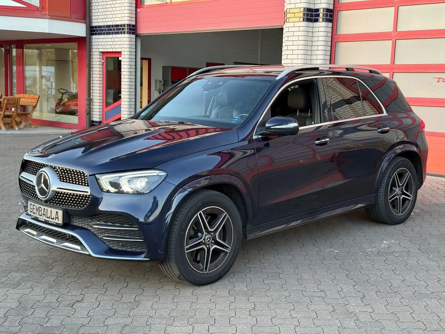 Mercedes-Benz GLE 400 D, AMG-LINE, PANORAMA, AHK, DE, 1.HAND Blau - 1