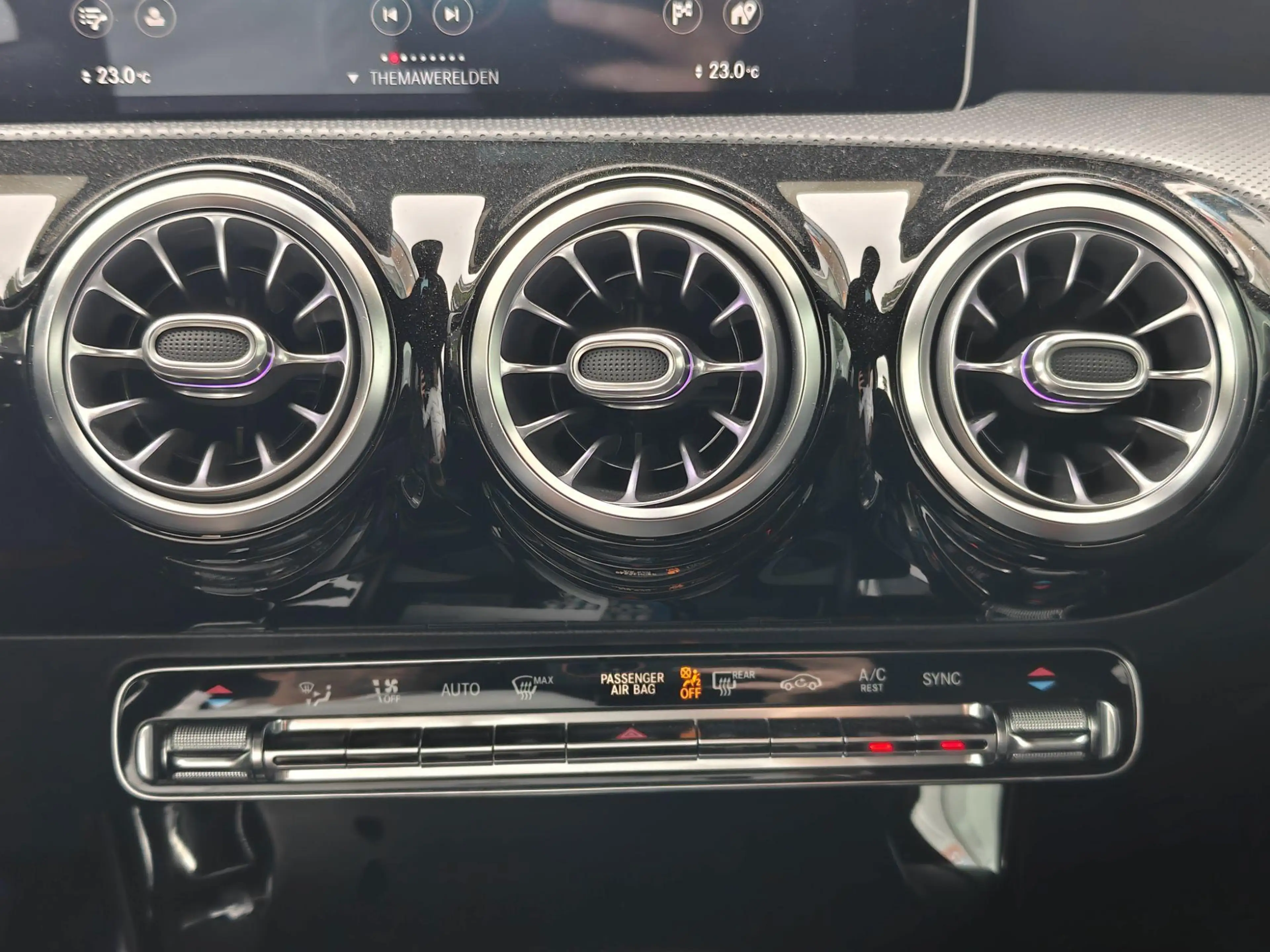 Mercedes-Benz A 250 AMG LINE AMG VELGEN | BRABUS KIT | SFEERVERLICHTIN — photo 13