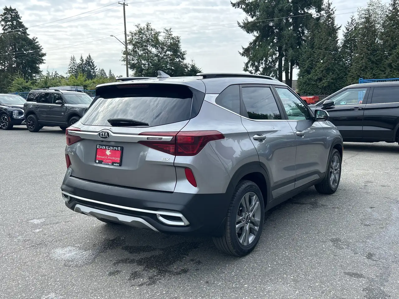 Kia Seltos снимка Kia Seltos
