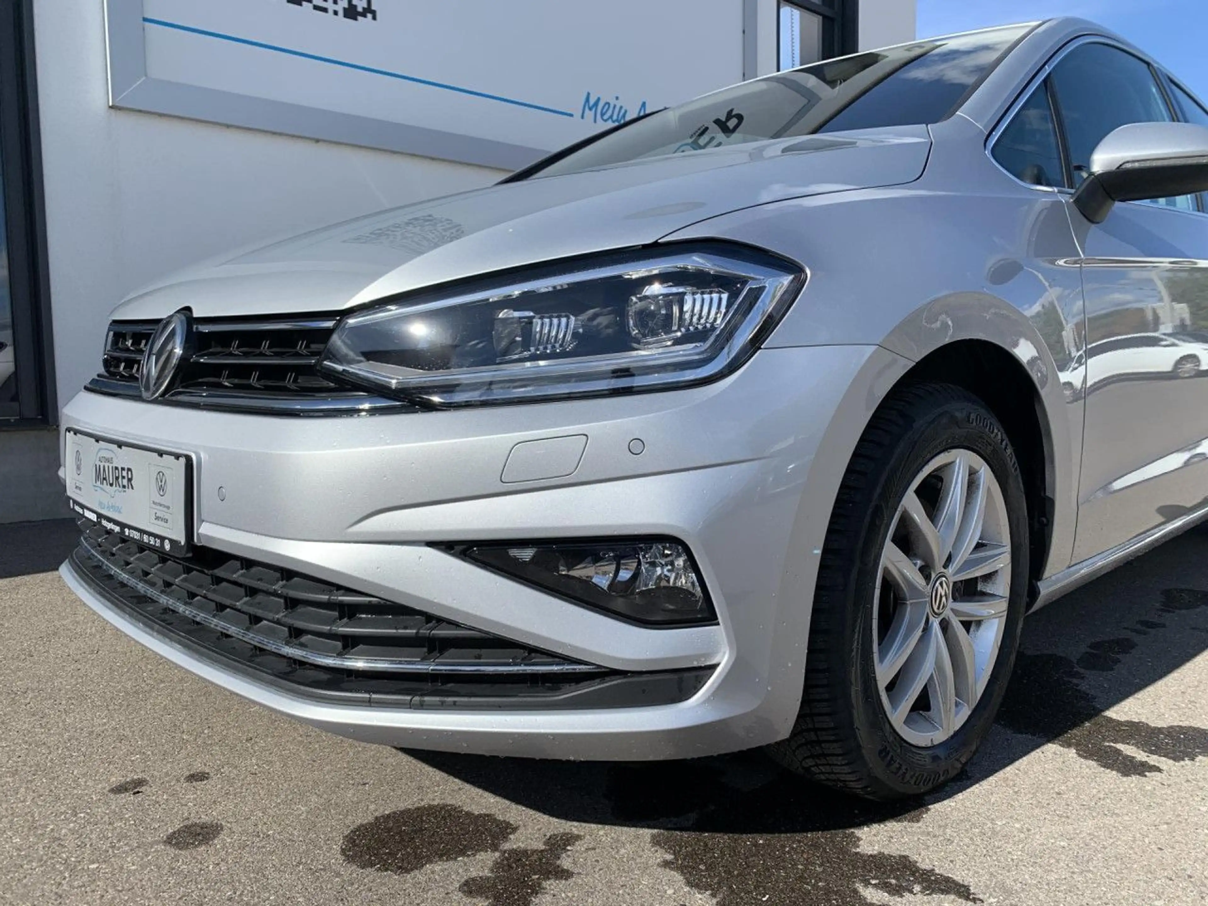Volkswagen Golf Sportsvan Highline 1,5 TSI DSG LED ACC PDC — photo 3